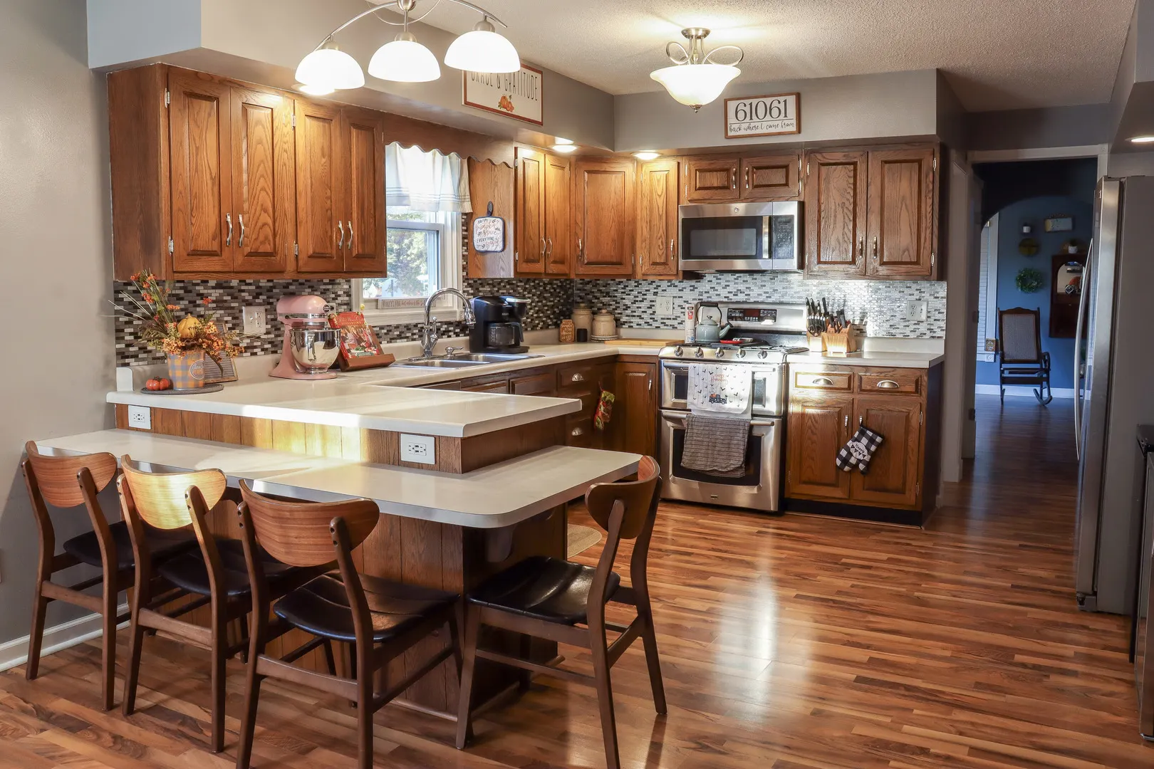 102 S Jackson Street IL