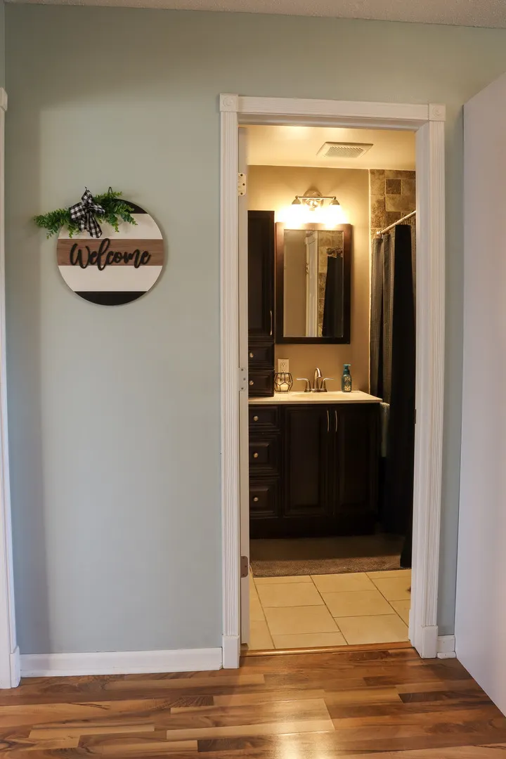 102 S Jackson Street IL