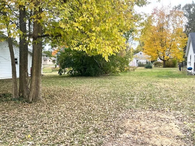 813 E Washington Street IL