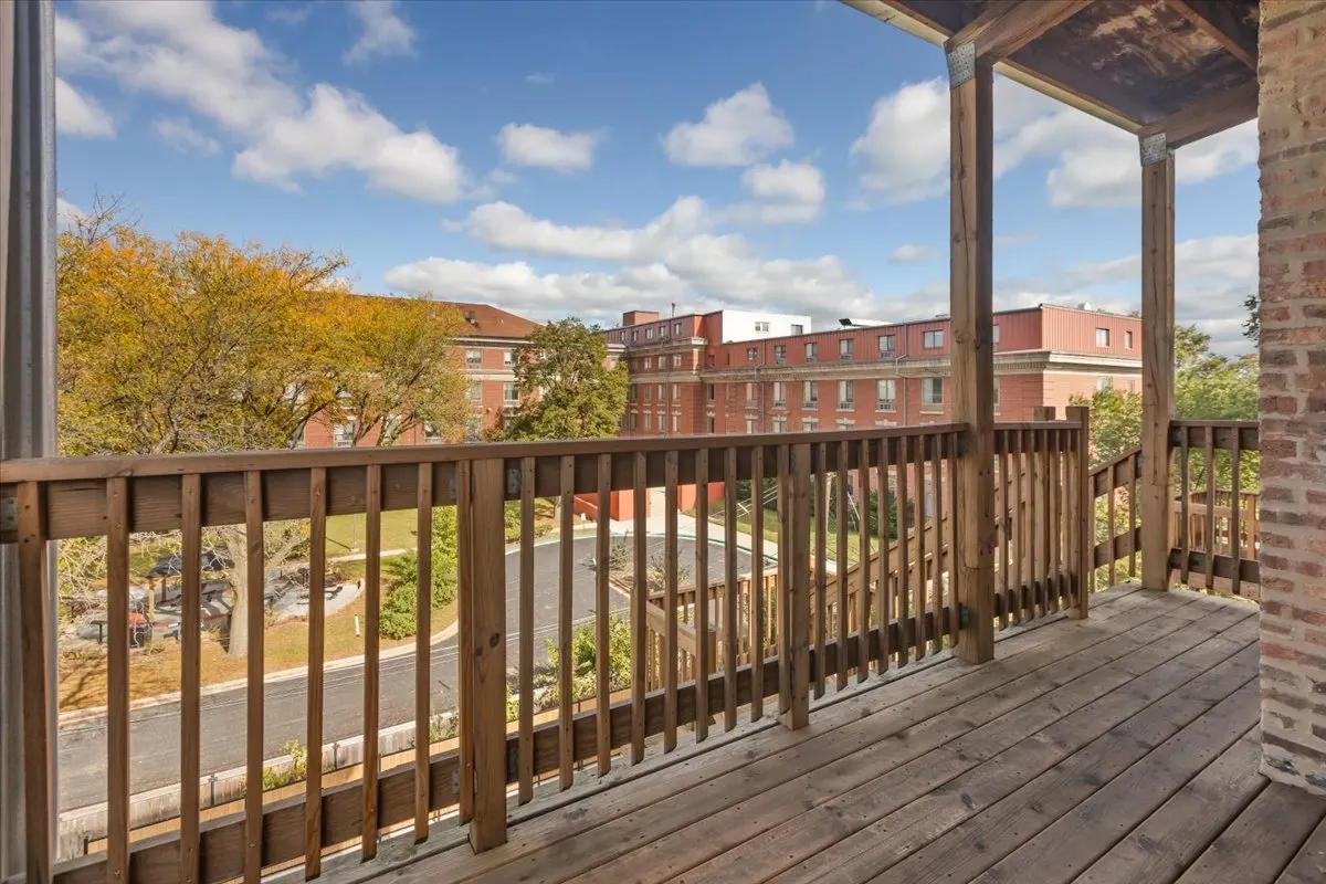 442-444 E 48th Street 2E IL