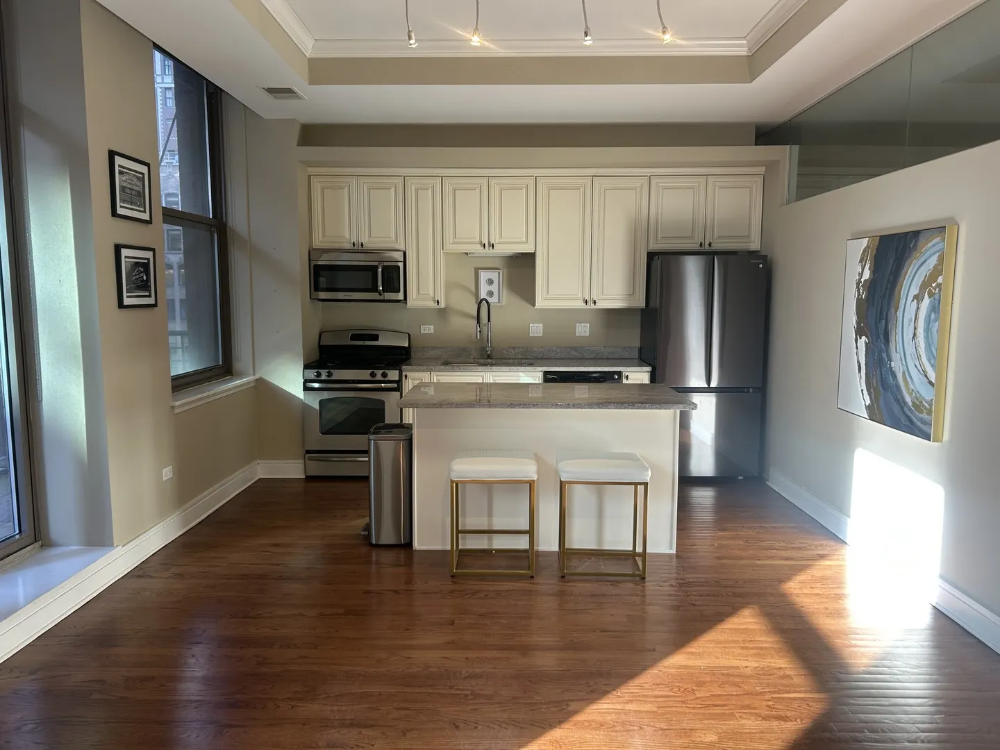 212 W Washington Street 1002 IL