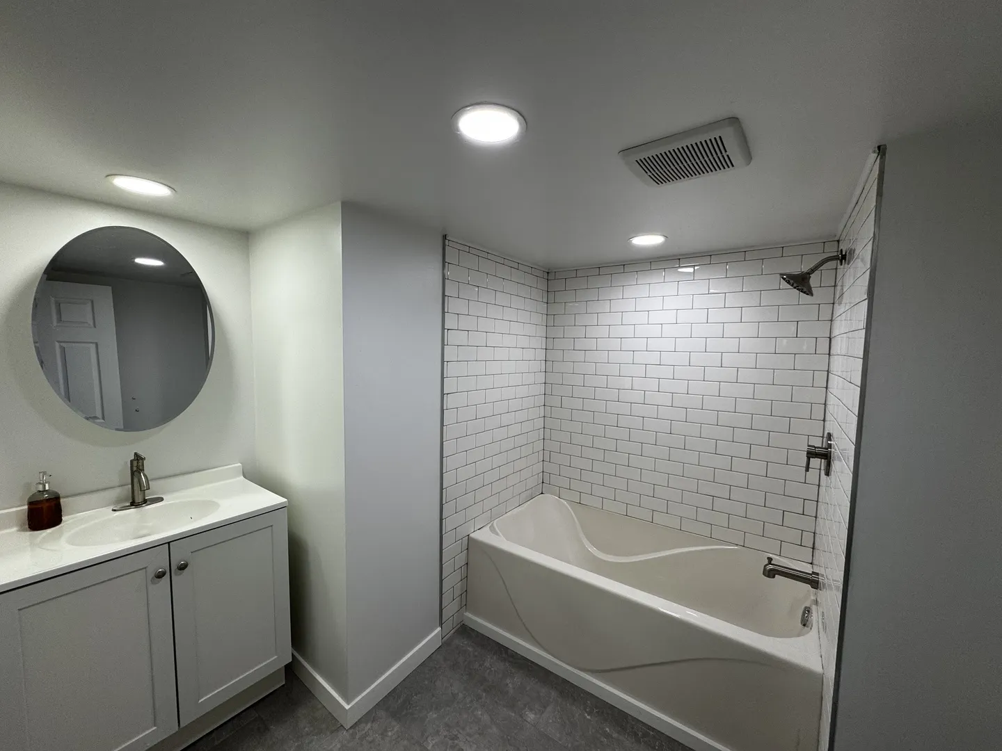 1207 Oakland Avenue IL