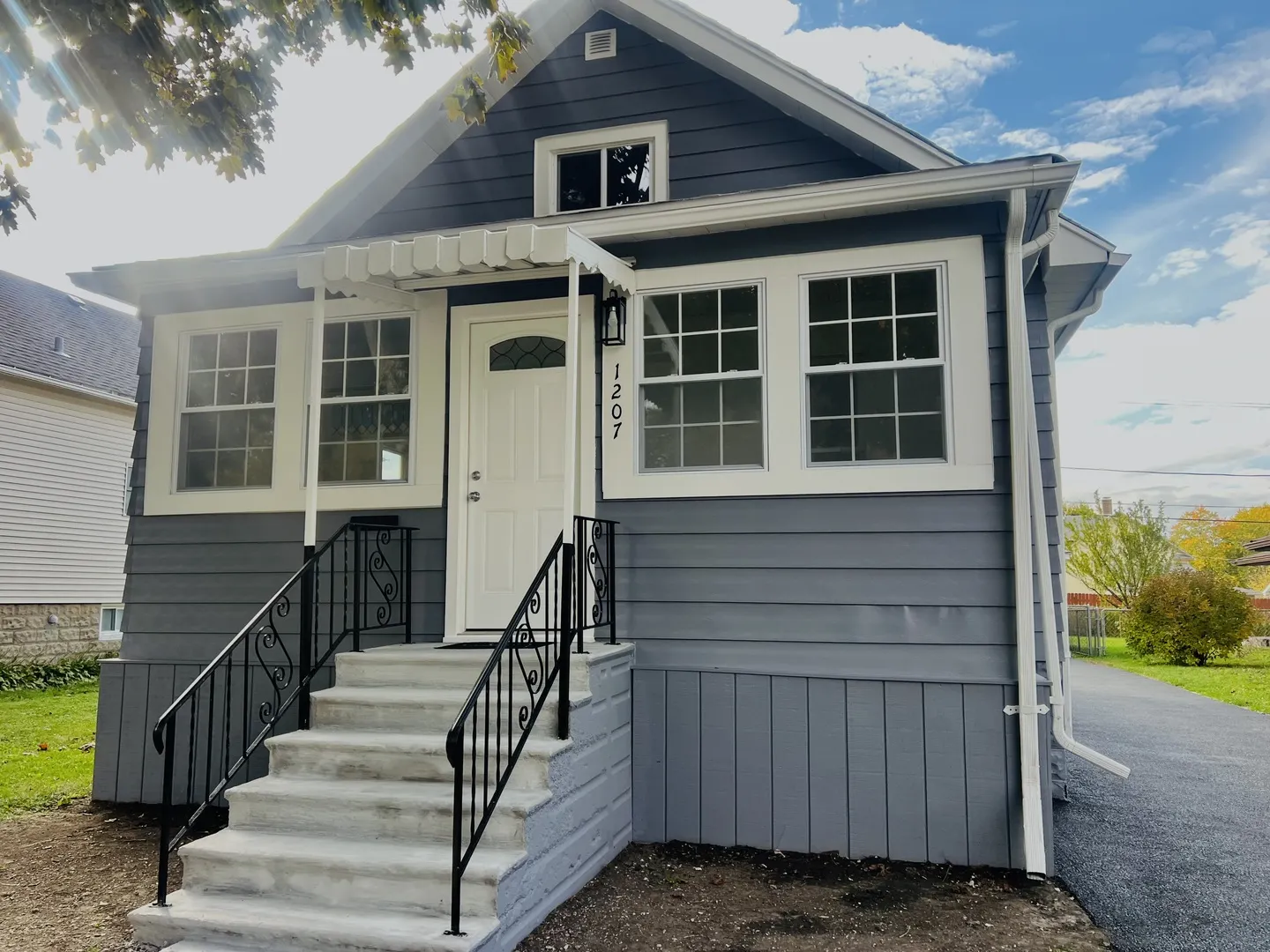 1207 Oakland Avenue IL