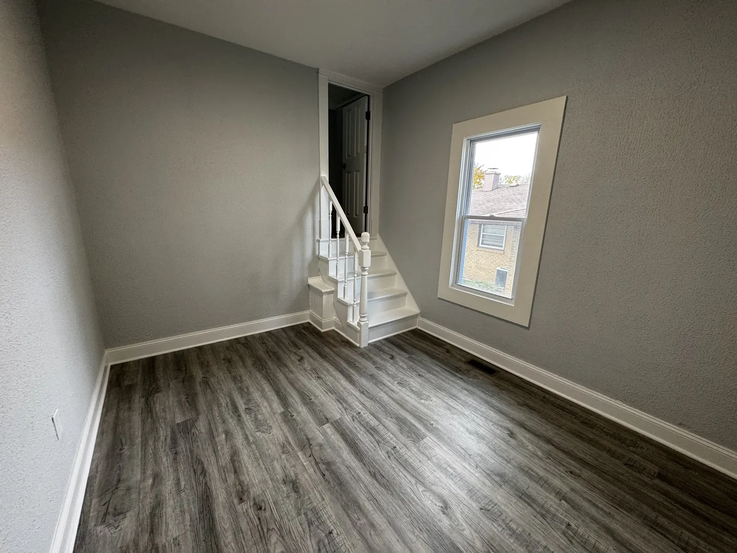 1207 Oakland Avenue IL