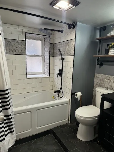 5520 S New England Avenue IL