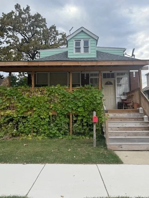 5520 S New England Avenue IL