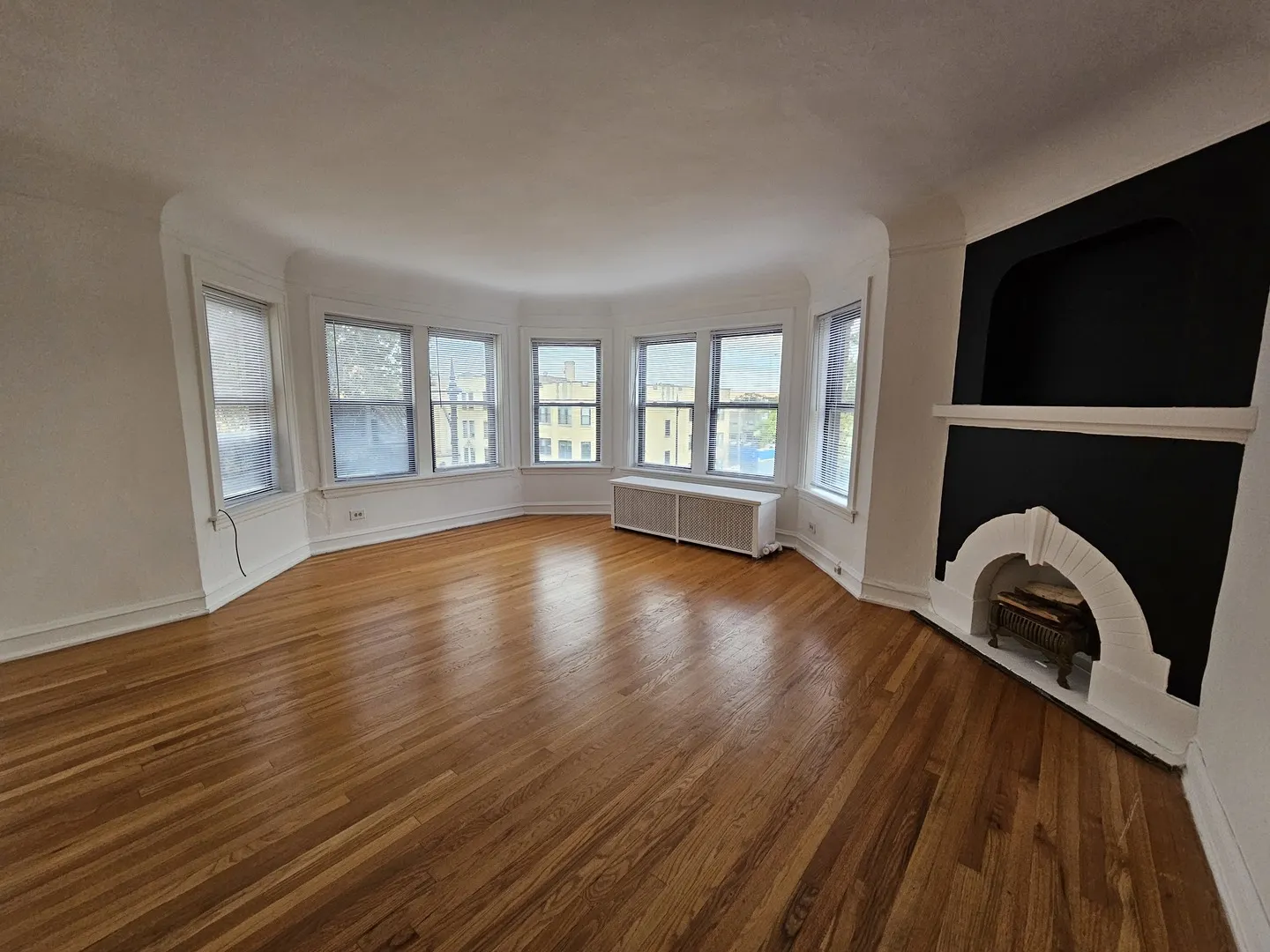 5503 N Campbell Avenue 3 IL