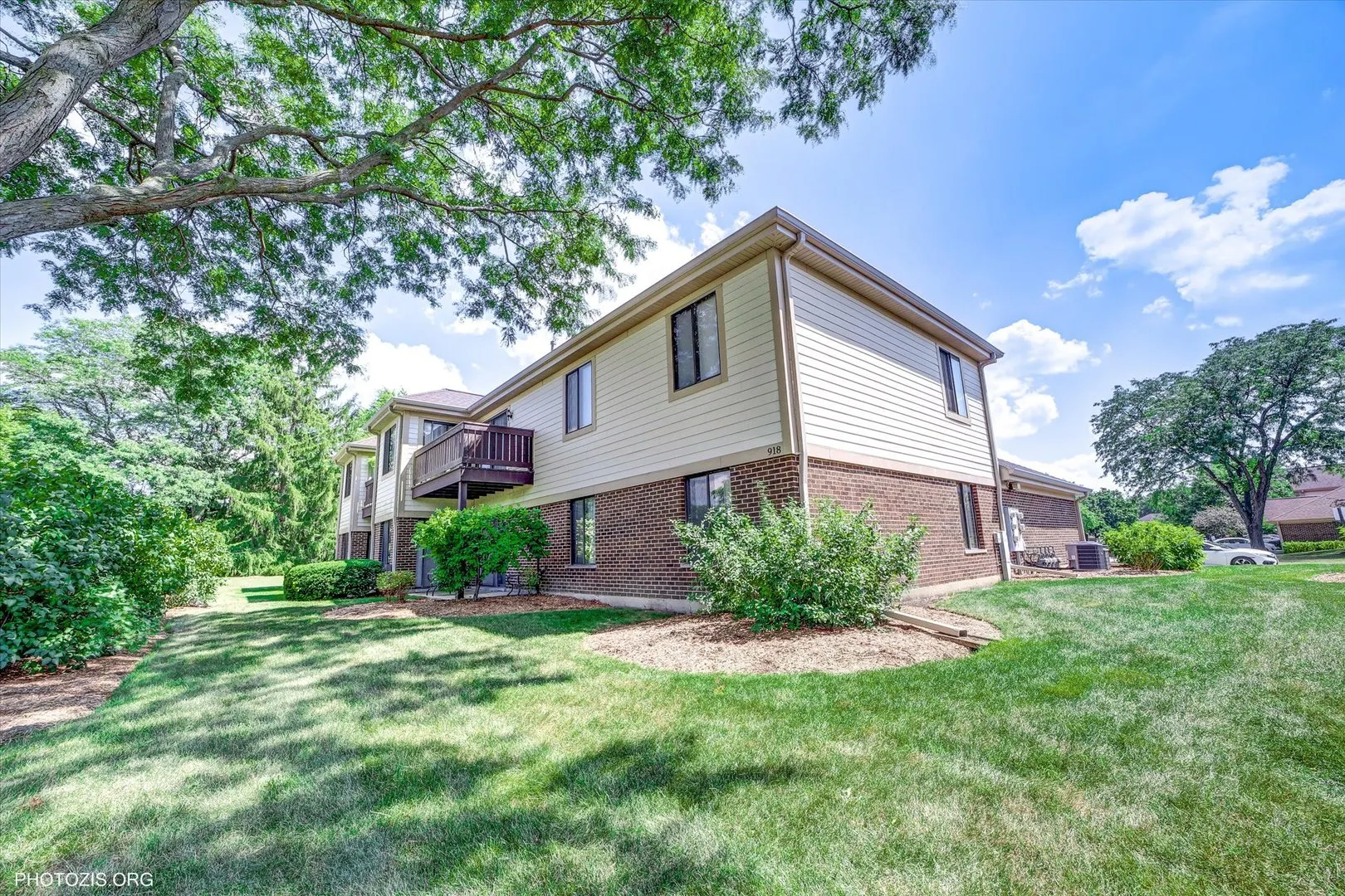 918 E Kings Road 1 IL