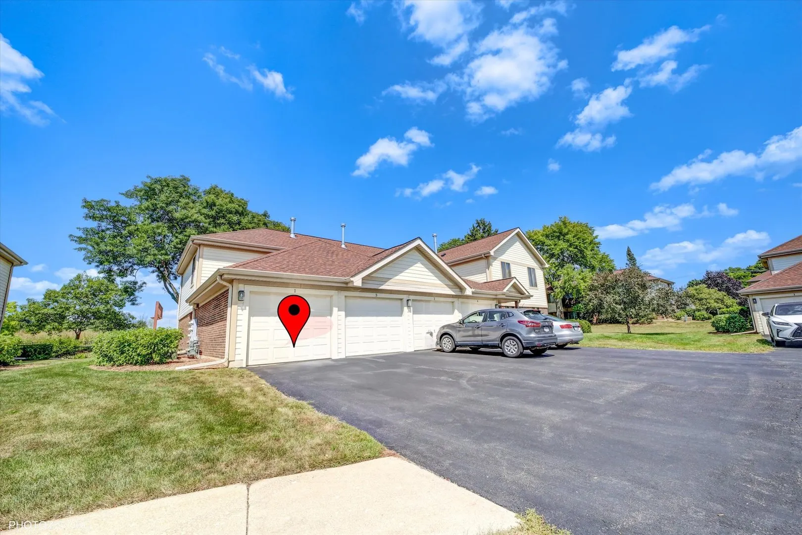 918 E Kings Road 1 IL