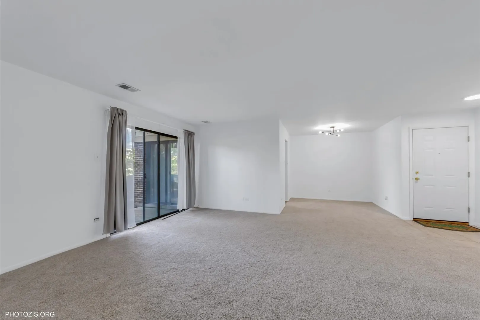 918 E Kings Road 1 IL