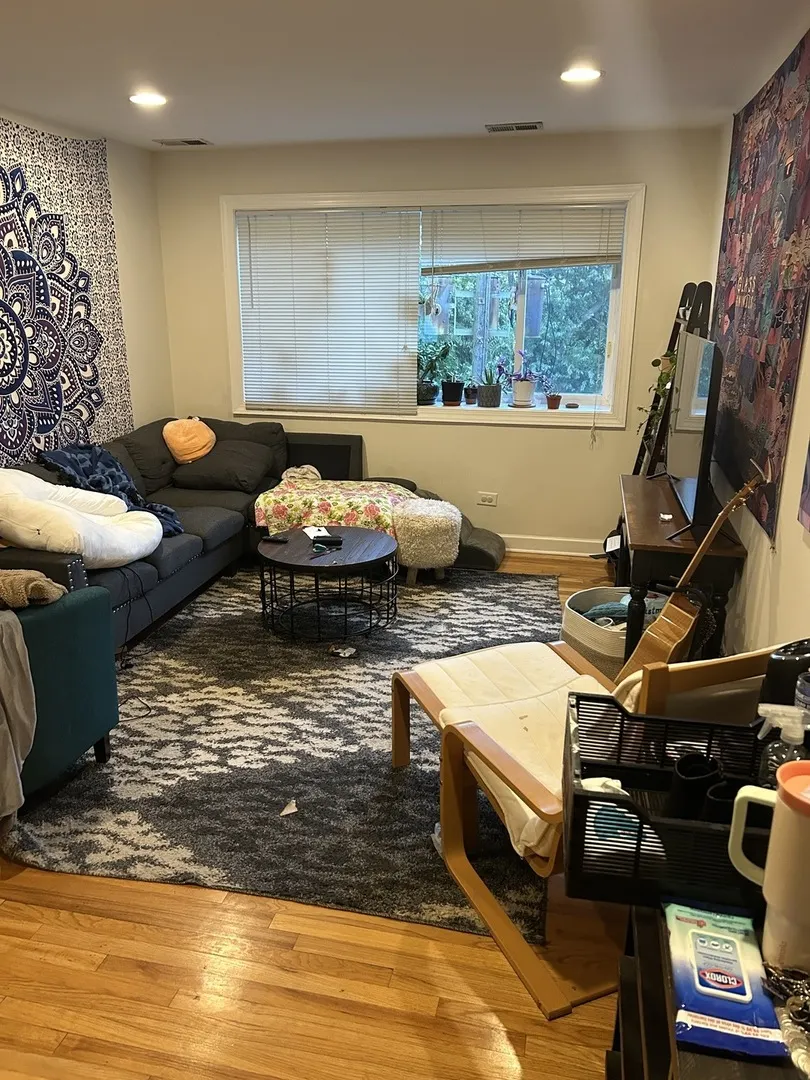 5953 N KENMORE Street 305 IL