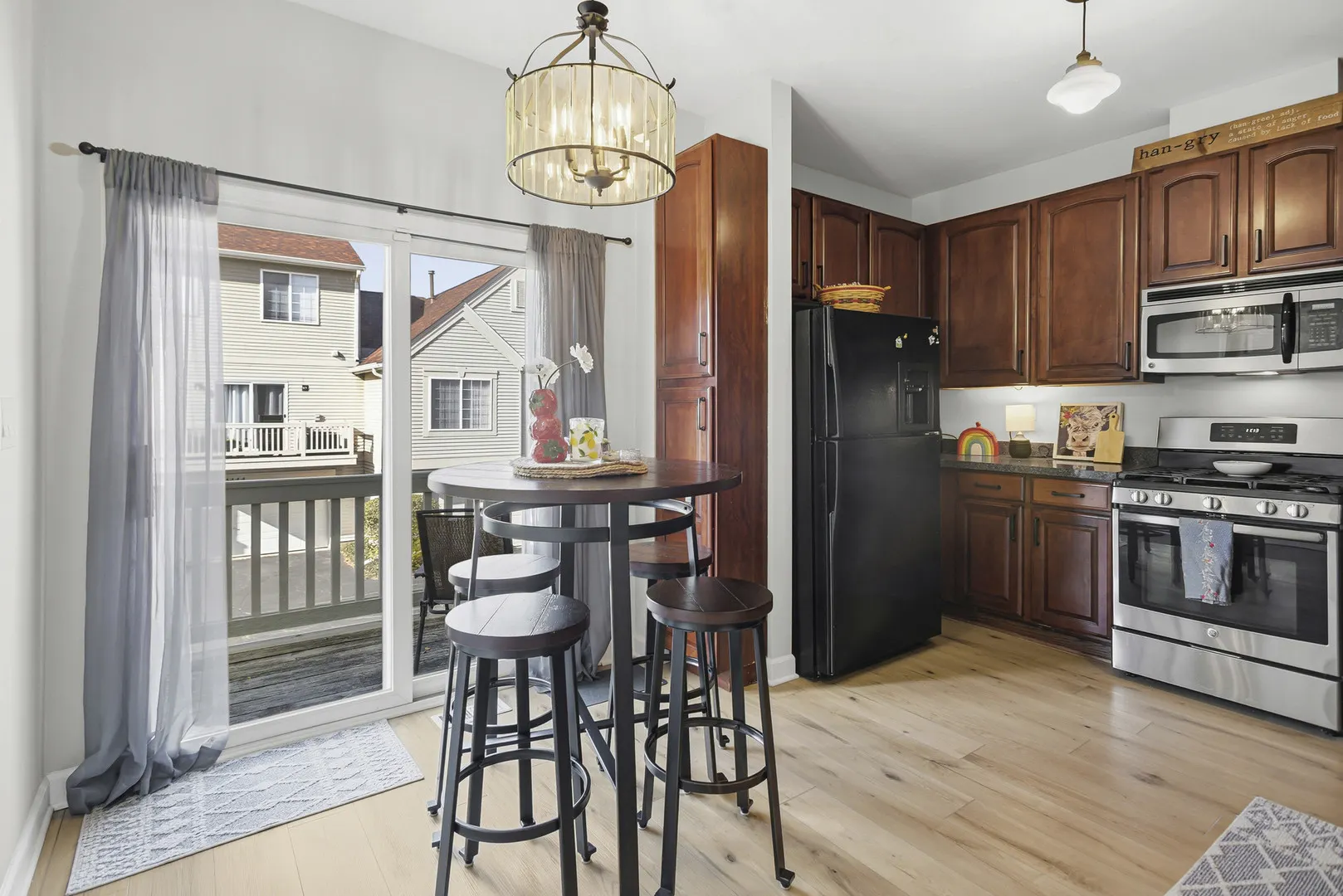 1436 NEW HAVEN Drive IL