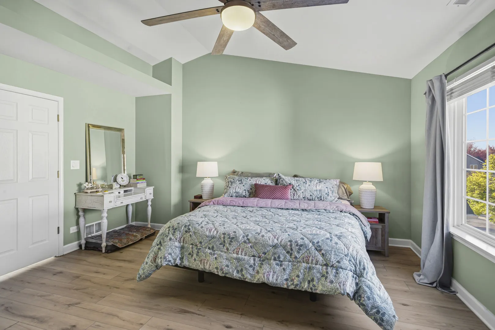 1436 NEW HAVEN Drive IL