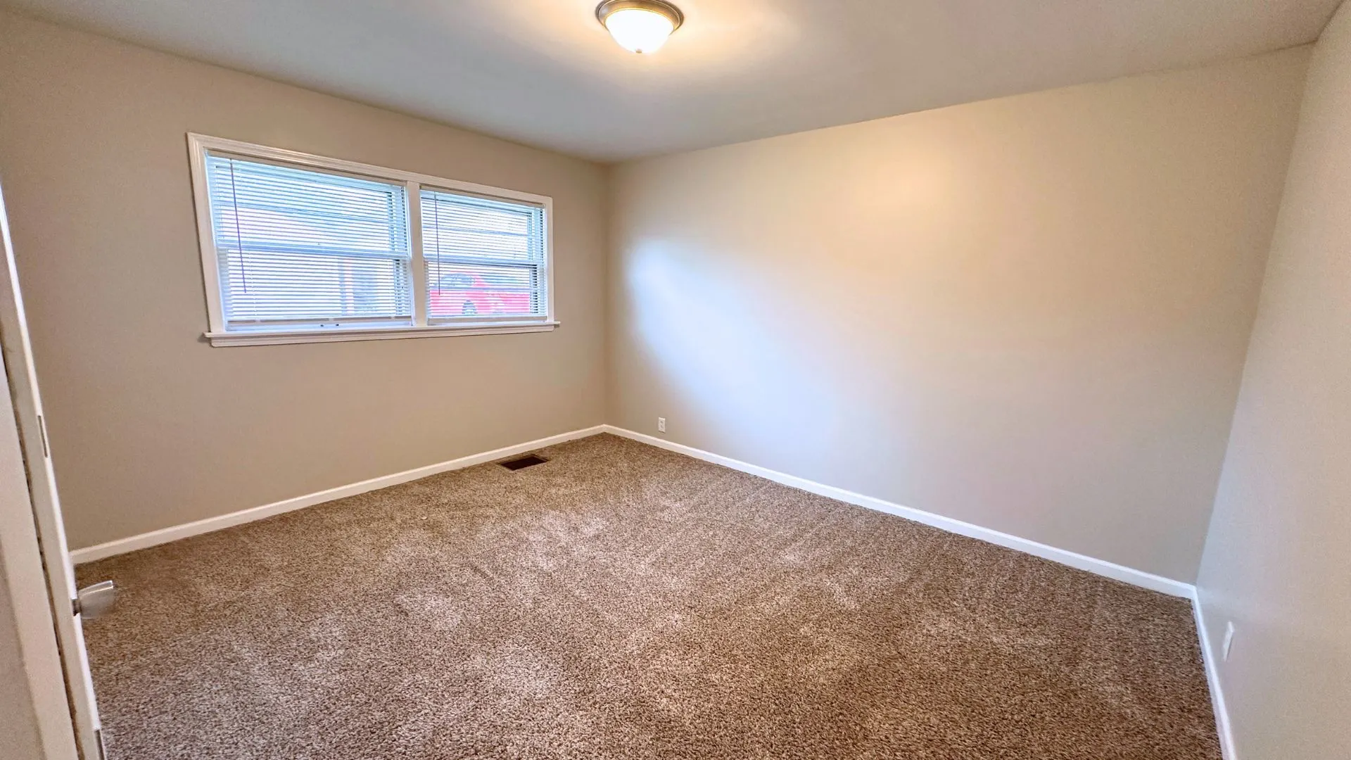 3125 W Whipple Drive IL