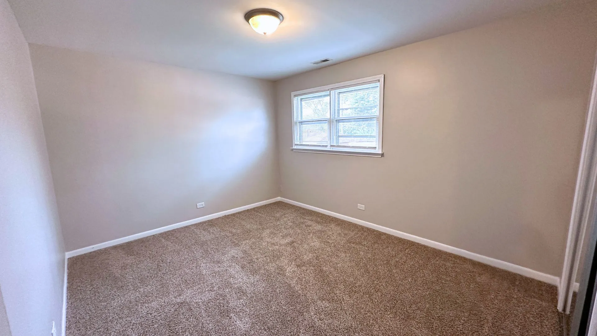 3125 W Whipple Drive IL