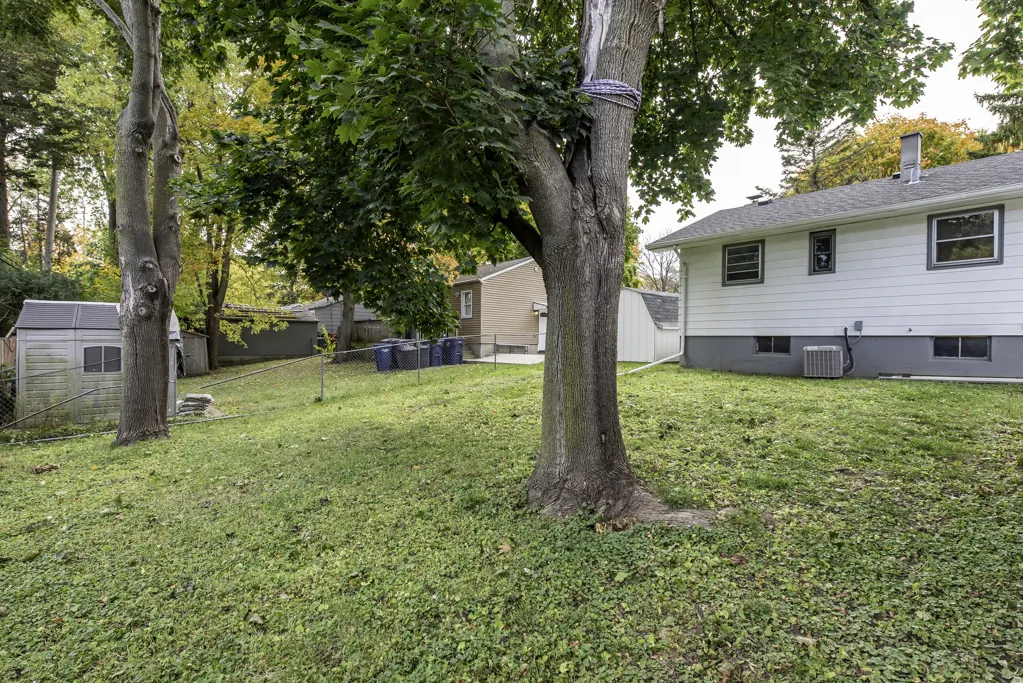 1913 Chippewa Road IL