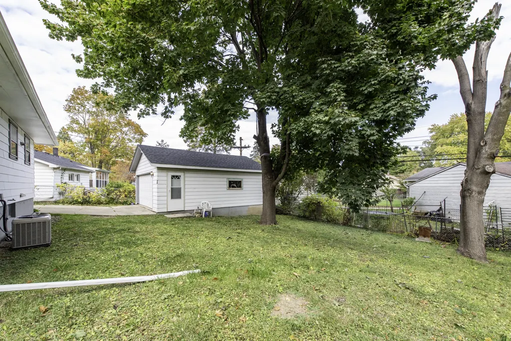 1913 Chippewa Road IL