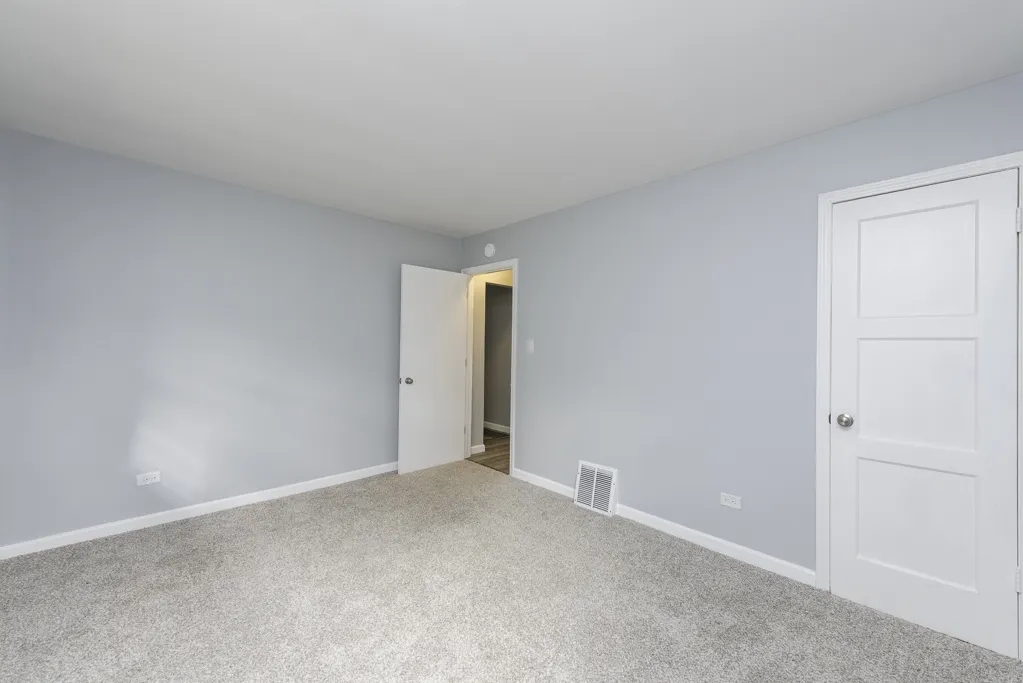 1913 Chippewa Road IL