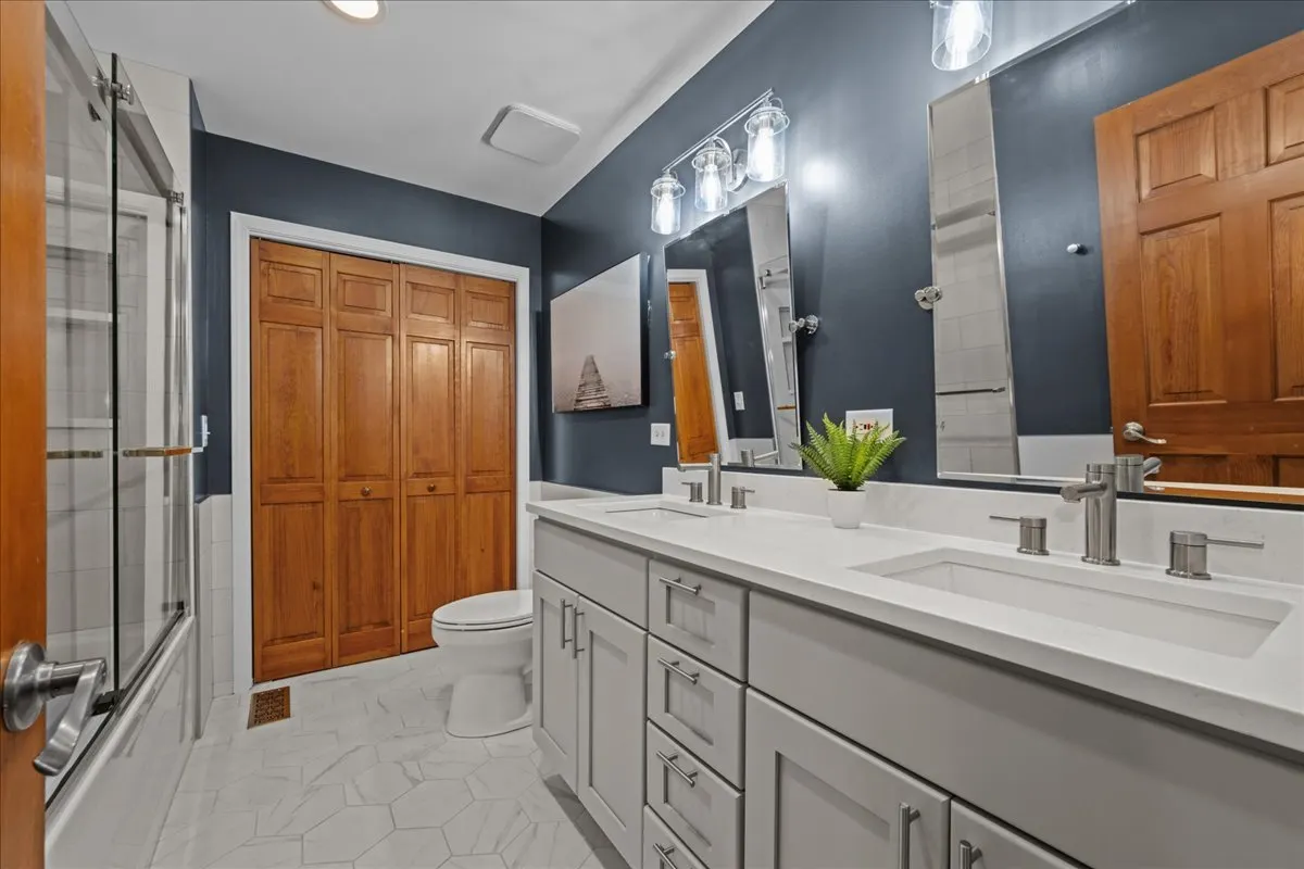 2542 Williams Road IL