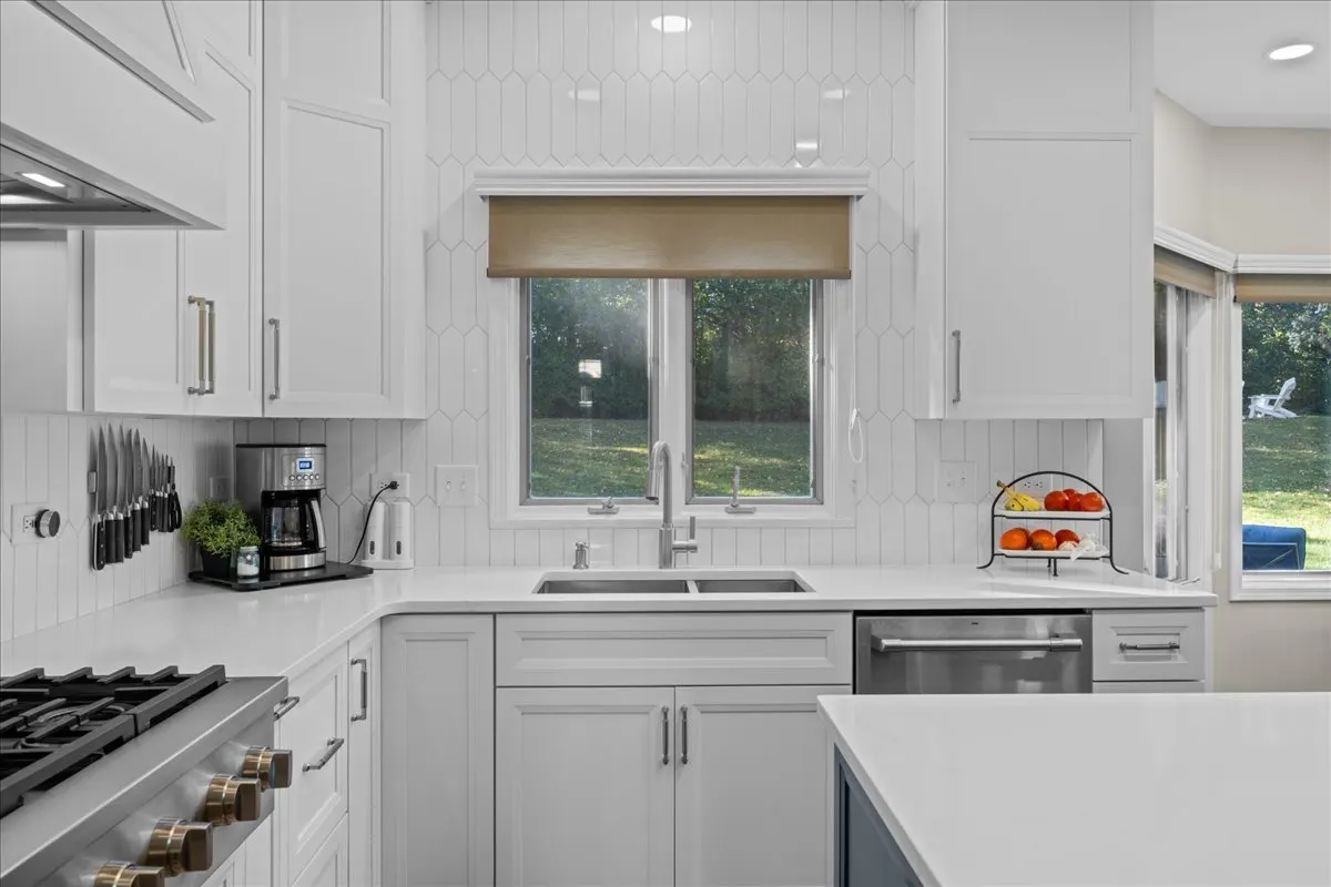 2542 Williams Road IL