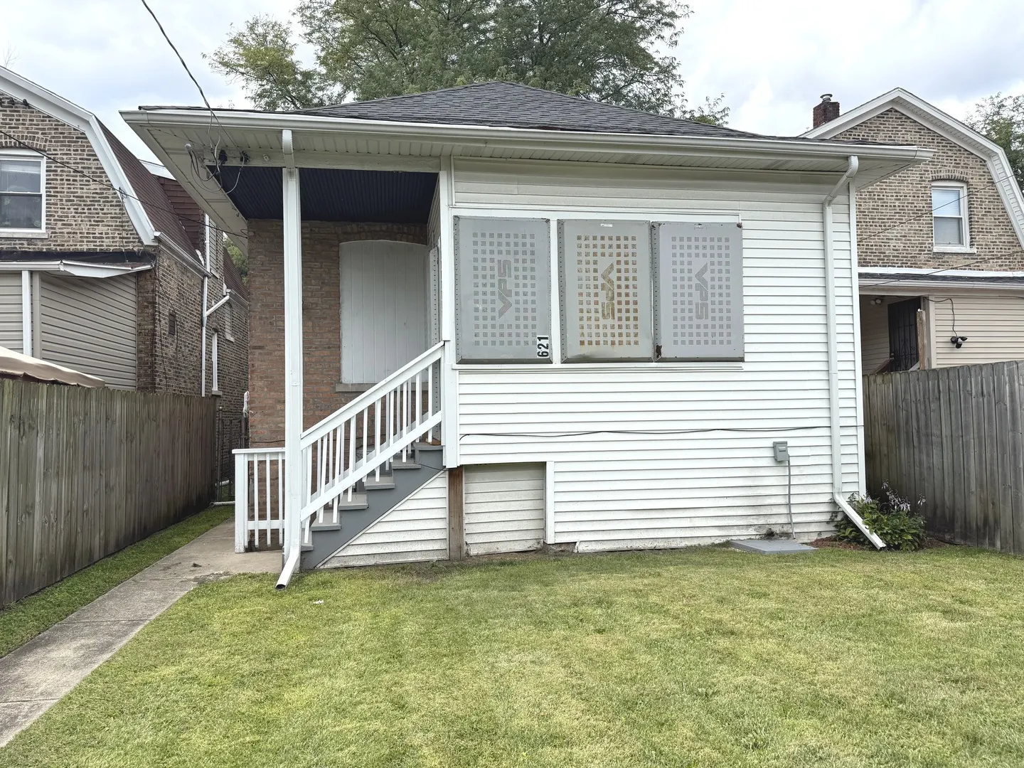 8227 S Avalon Avenue IL