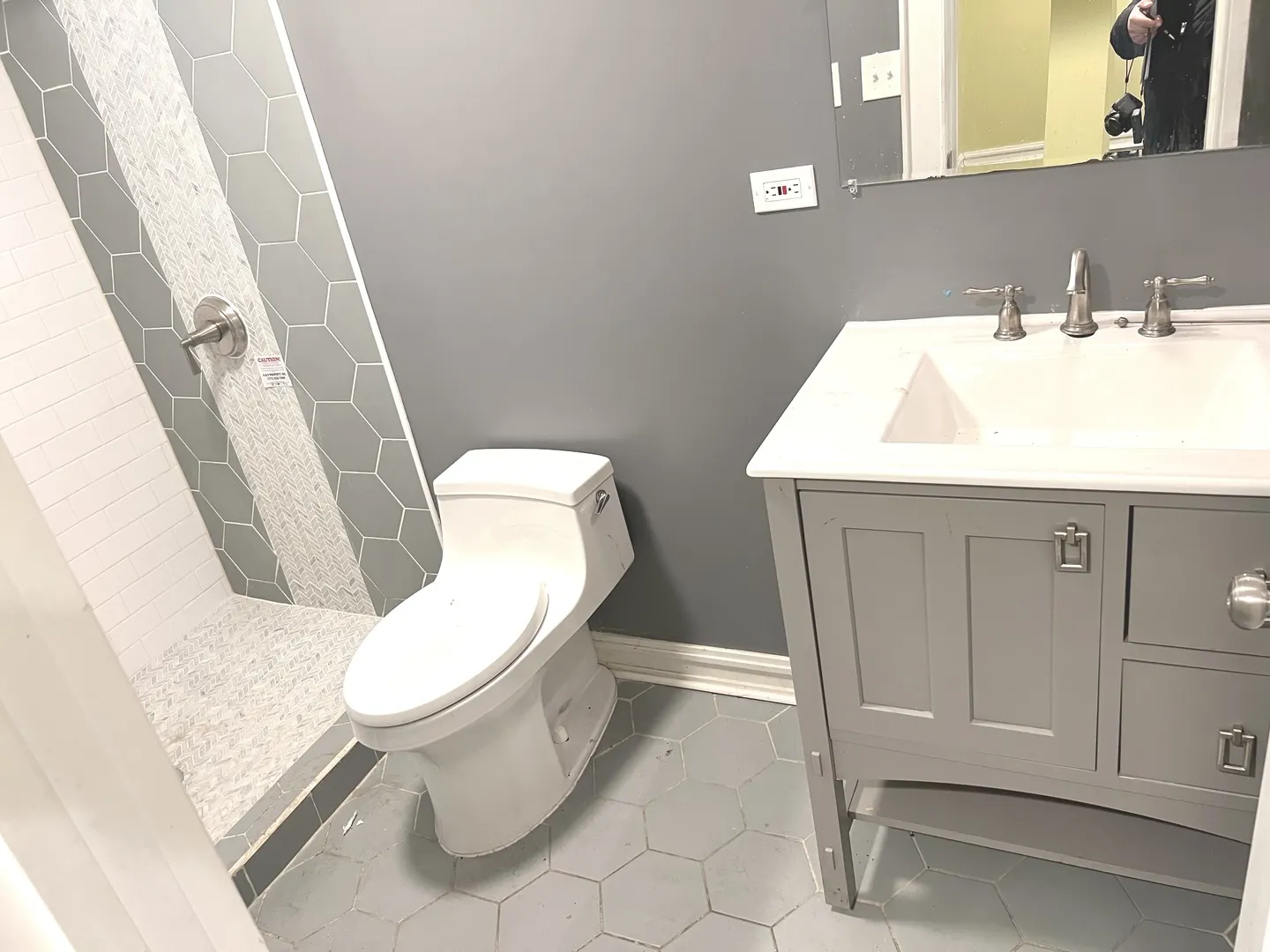 8227 S Avalon Avenue IL