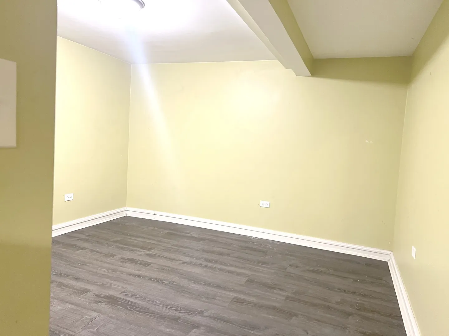 8227 S Avalon Avenue IL