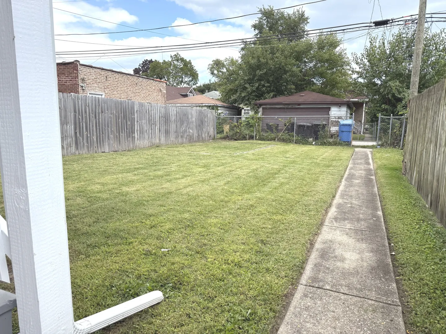 8227 S Avalon Avenue IL