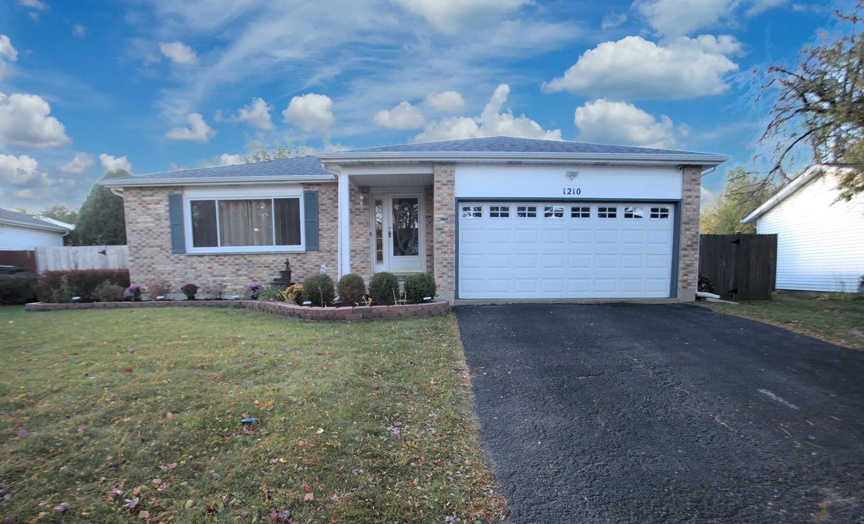 1210 Lorelei Drive IL