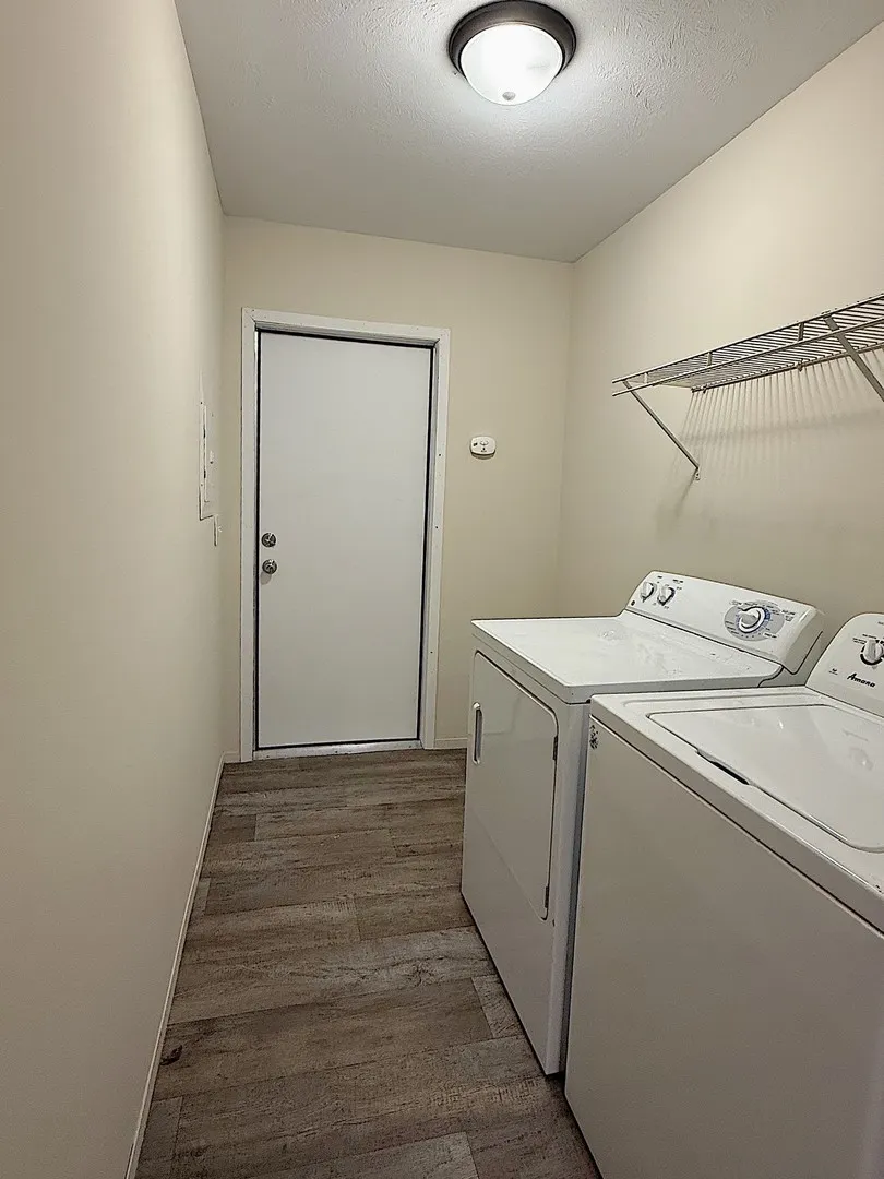 186 Carriage Lane IL