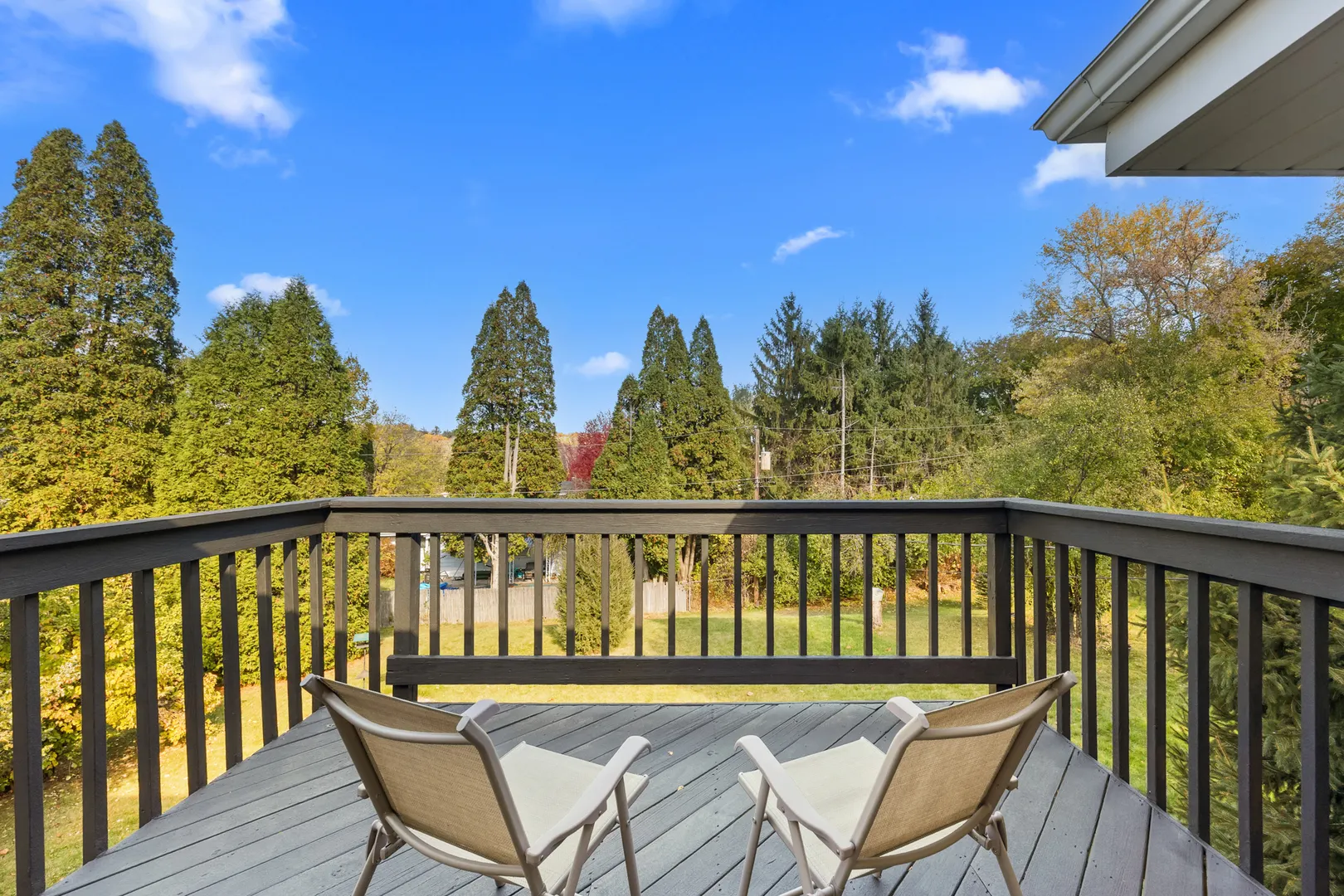 2516 Highcrest Road IL