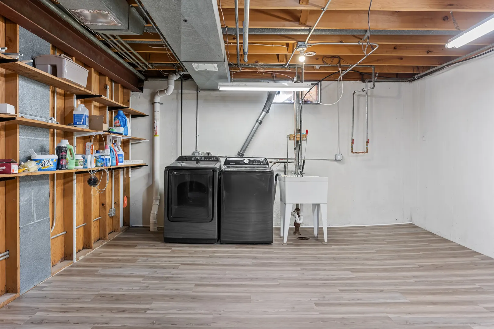 2516 Highcrest Road IL