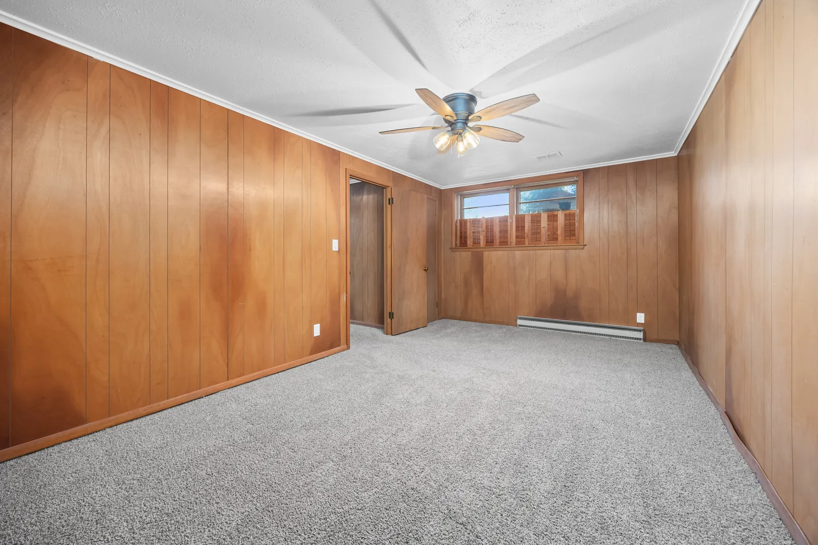 2516 Highcrest Road IL