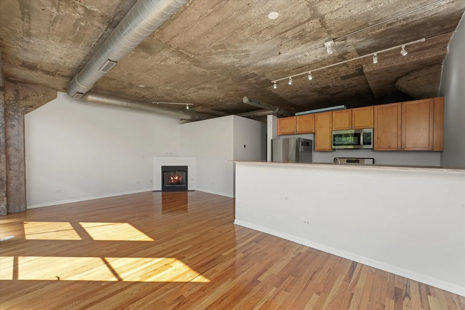 1070 W 15th Street 251 IL