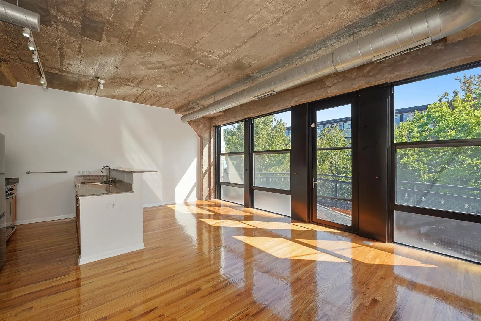 1070 W 15th Street 251 IL