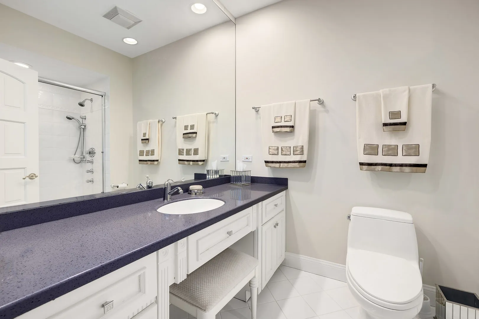 1890 Robinwood Lane IL