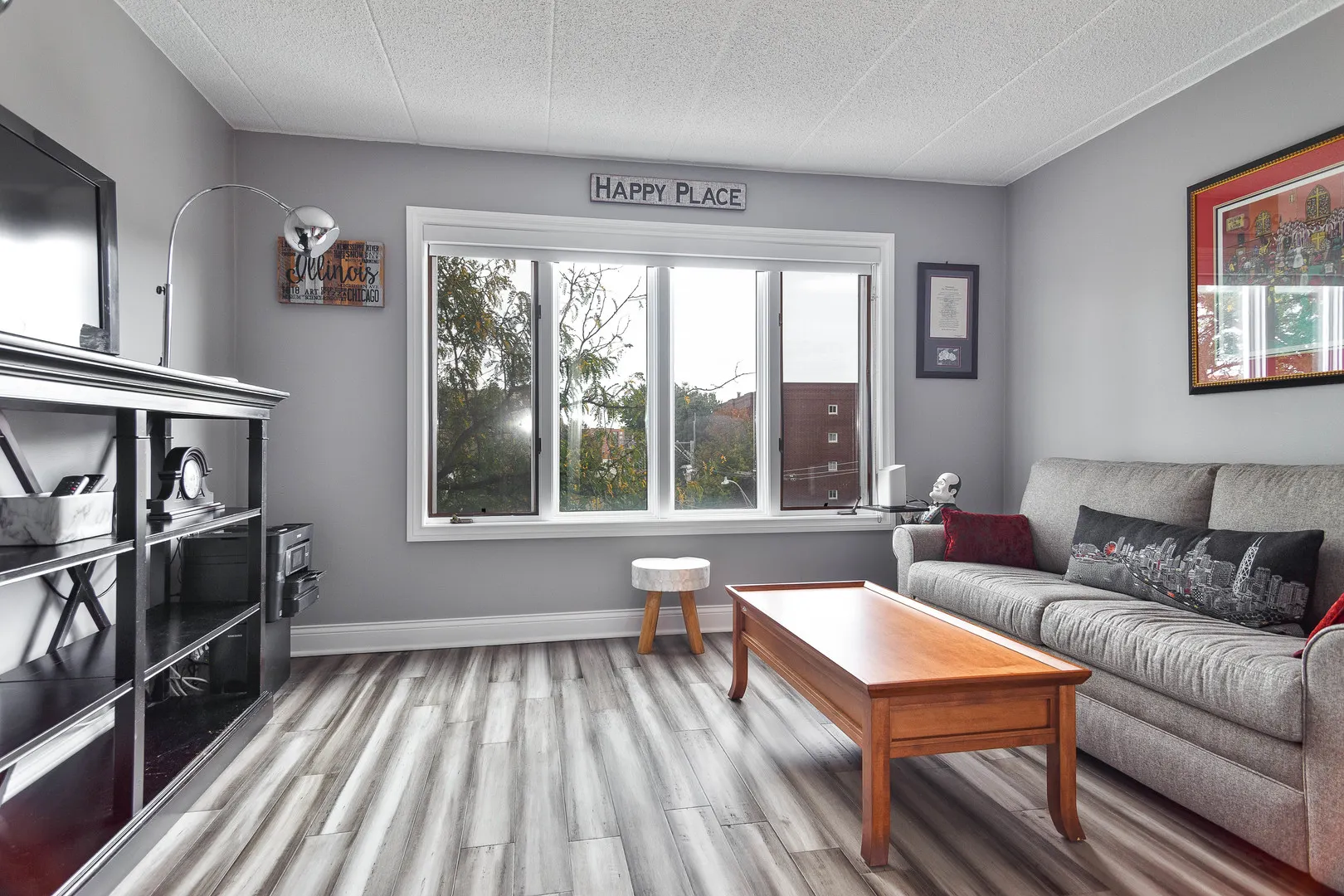 1389 Perry Street 303 IL