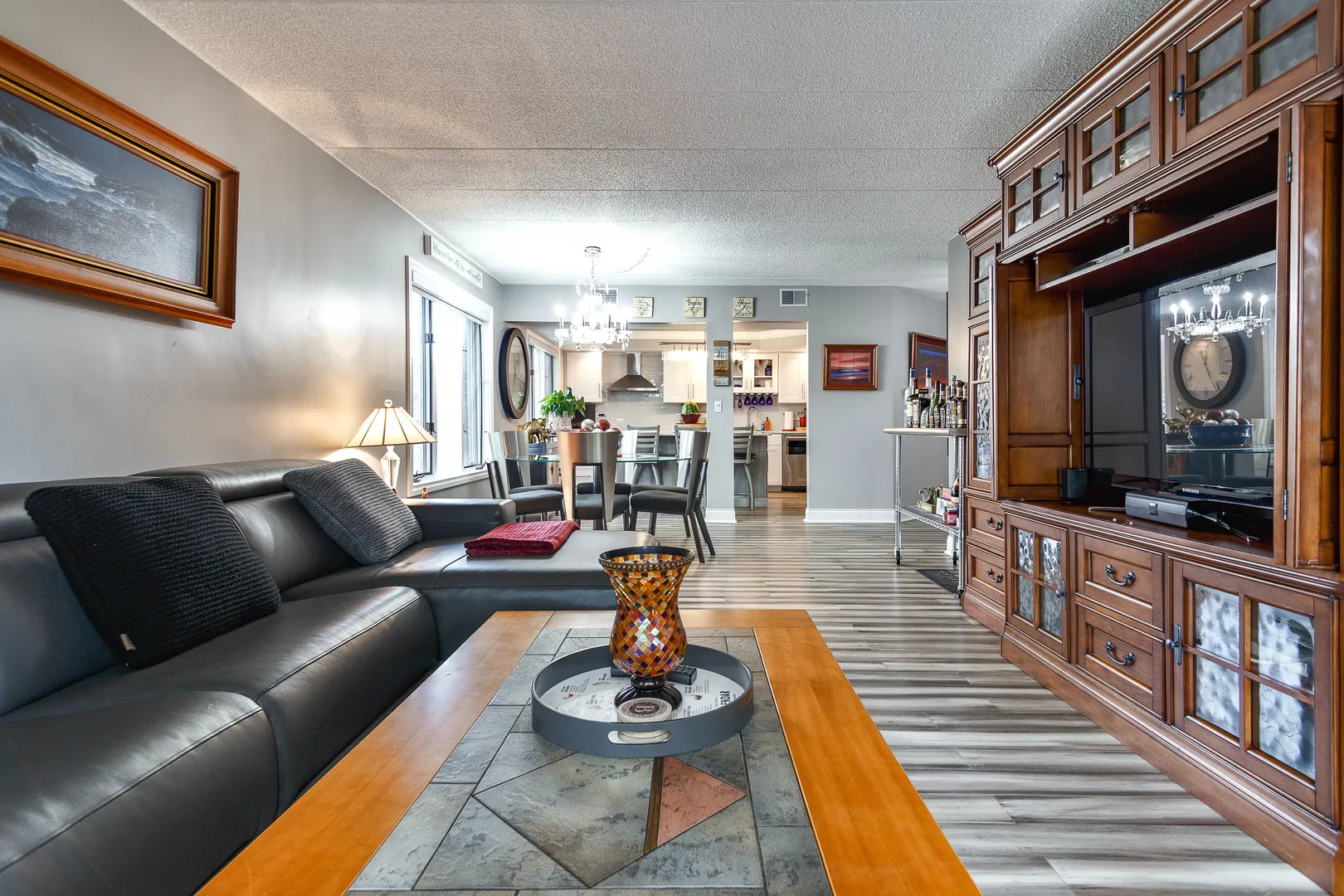 1389 Perry Street 303 IL