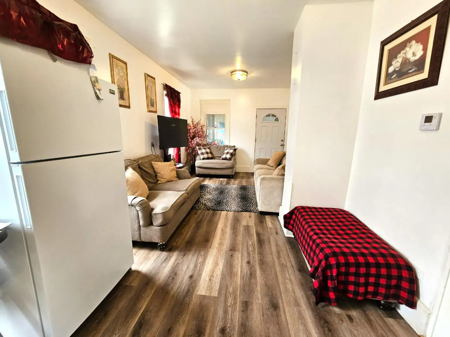 454 S Desplaines Street IL