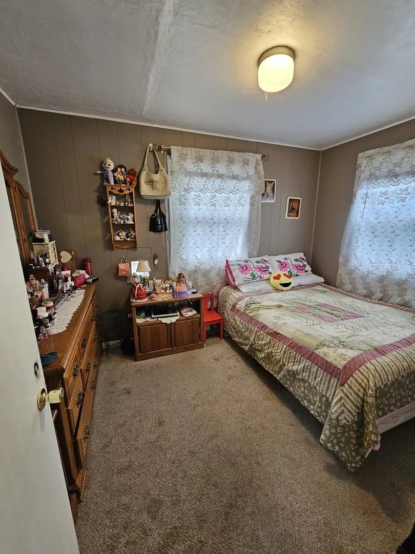 454 S Desplaines Street IL