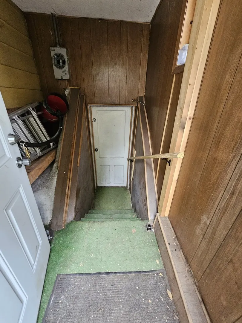 454 S Desplaines Street IL