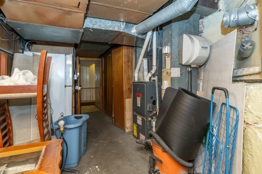 2347 W Maypole Avenue IL