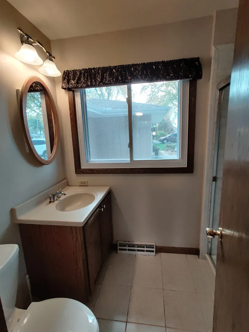 8N601 Stevens Road IL