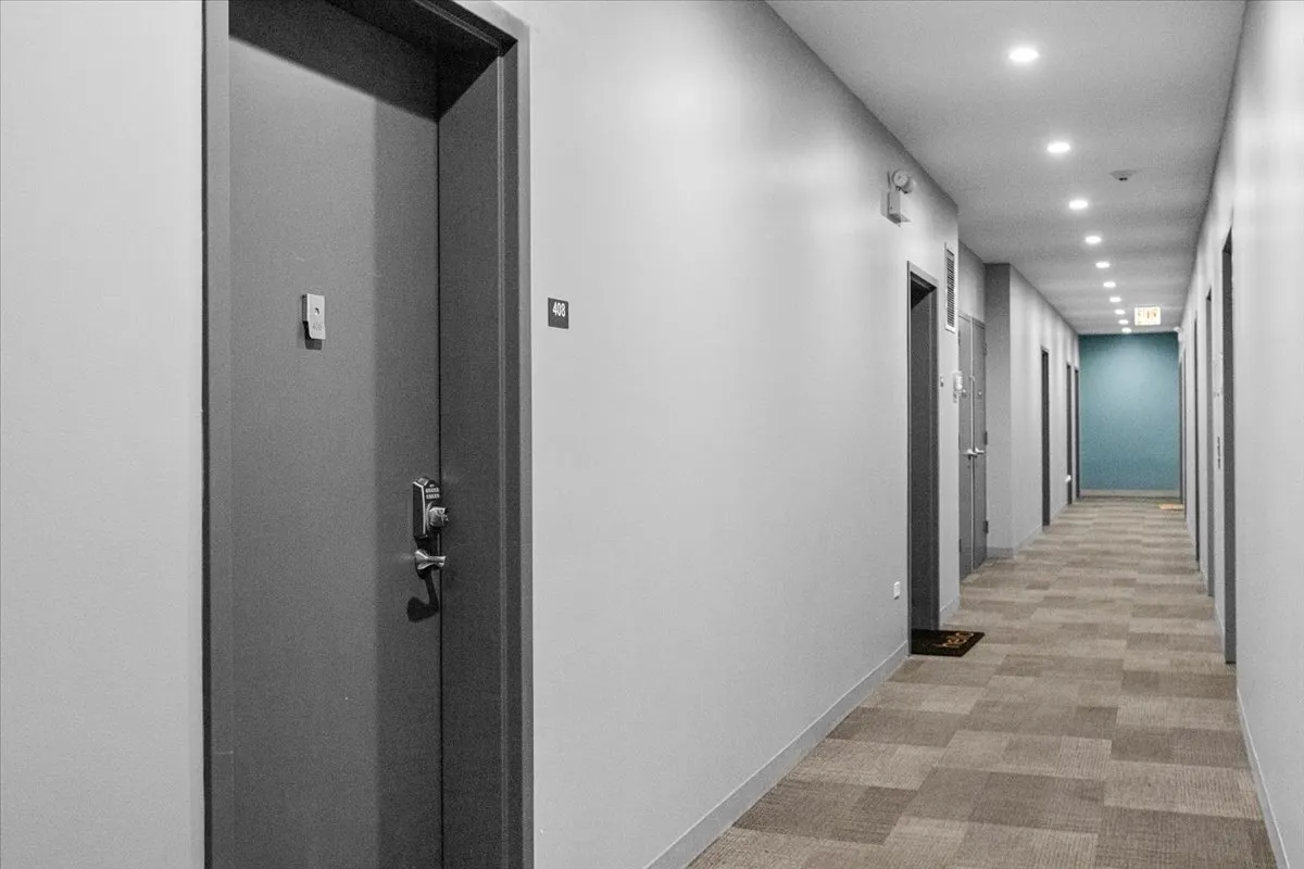 830 N Milwaukee Avenue 410 IL