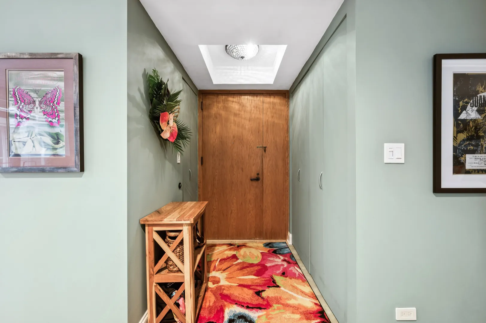 40 E DELAWARE Place 904 IL