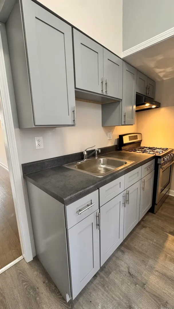 4441 N Central Park Avenue 2 IL