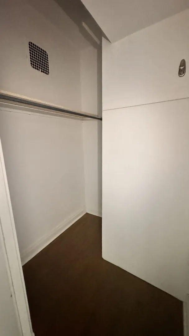 4441 N Central Park Avenue 2 IL