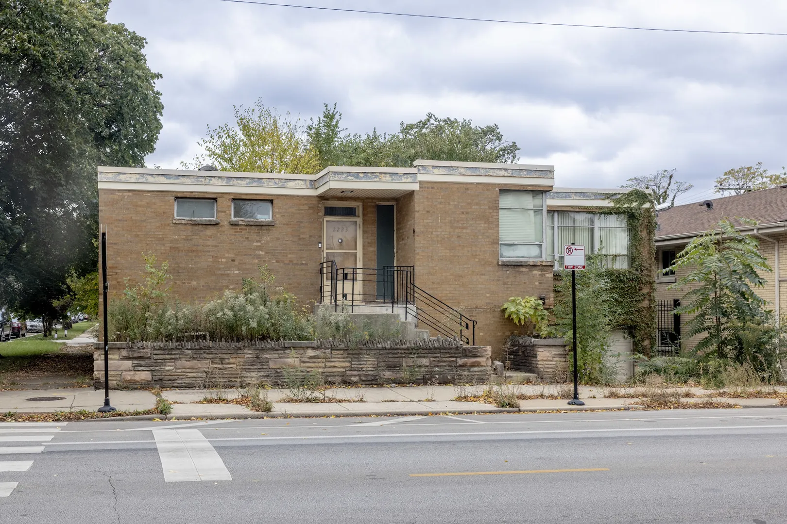 2223 E 83rd Street IL