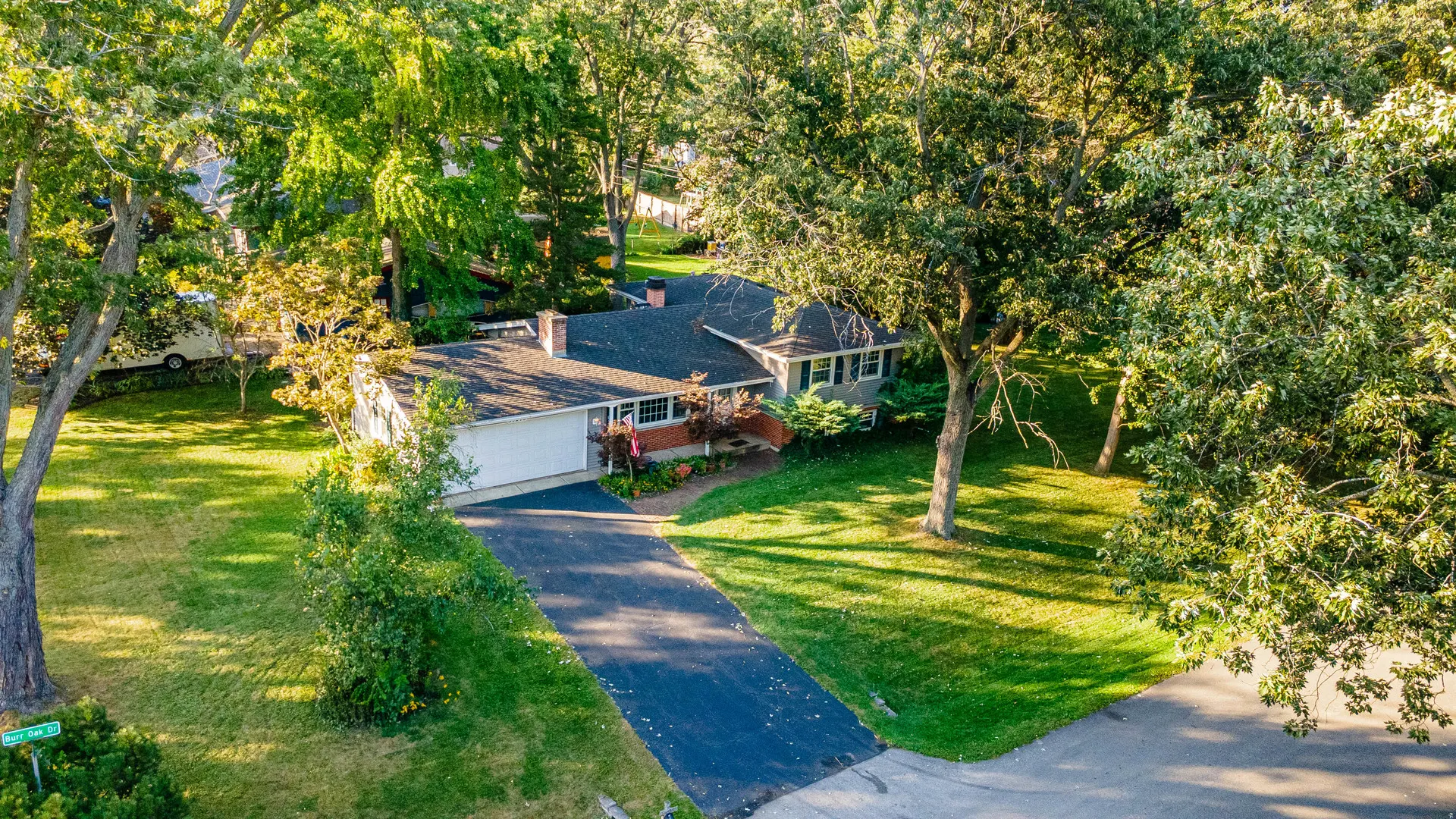 3S240 Burr Oak Drive IL