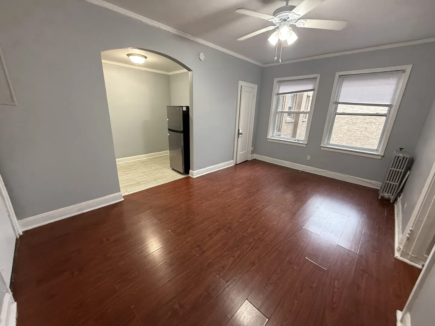 6930 N Greenview Avenue 411 IL